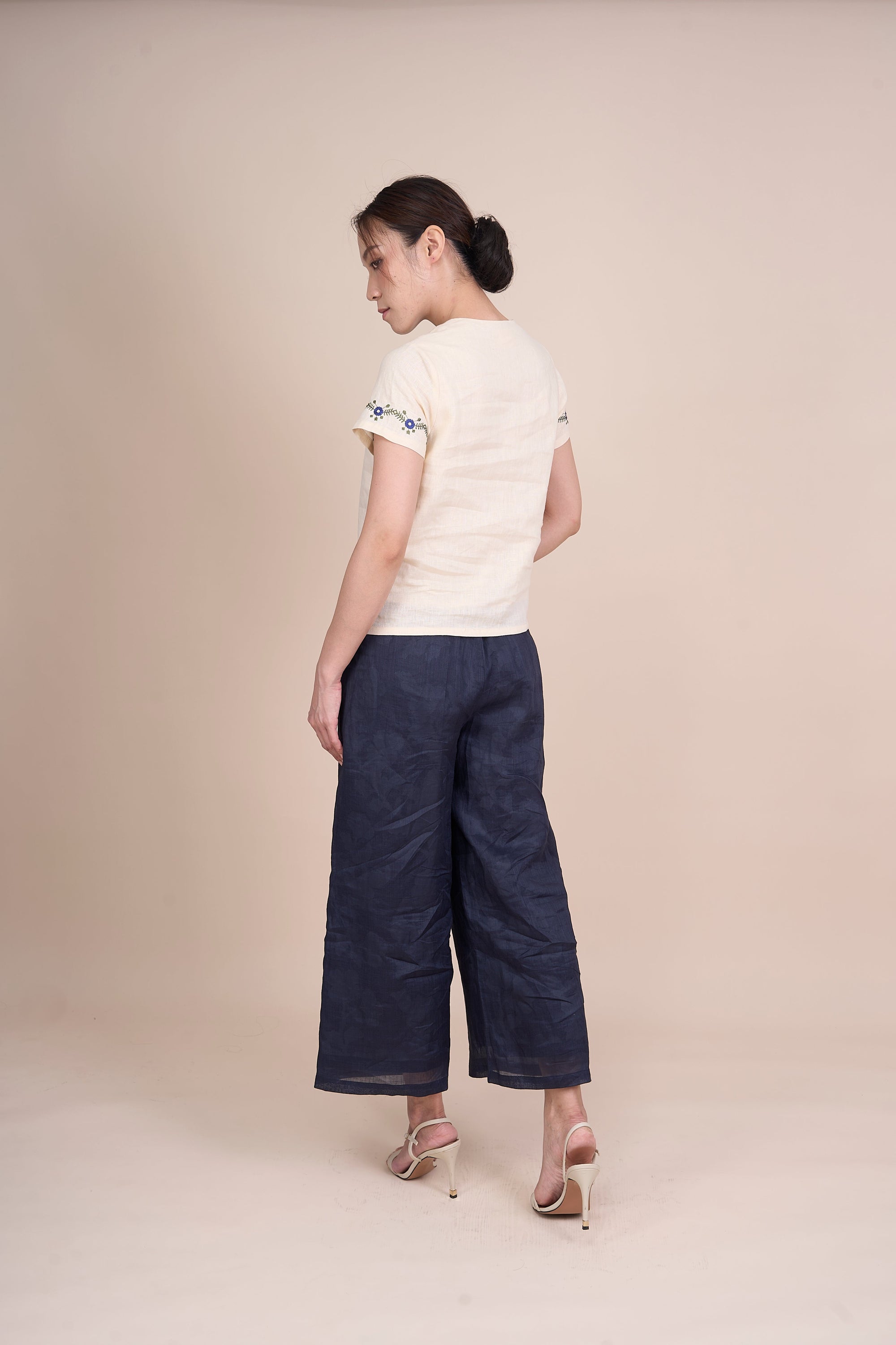 MEGAN SHORT SLEEVE TOP