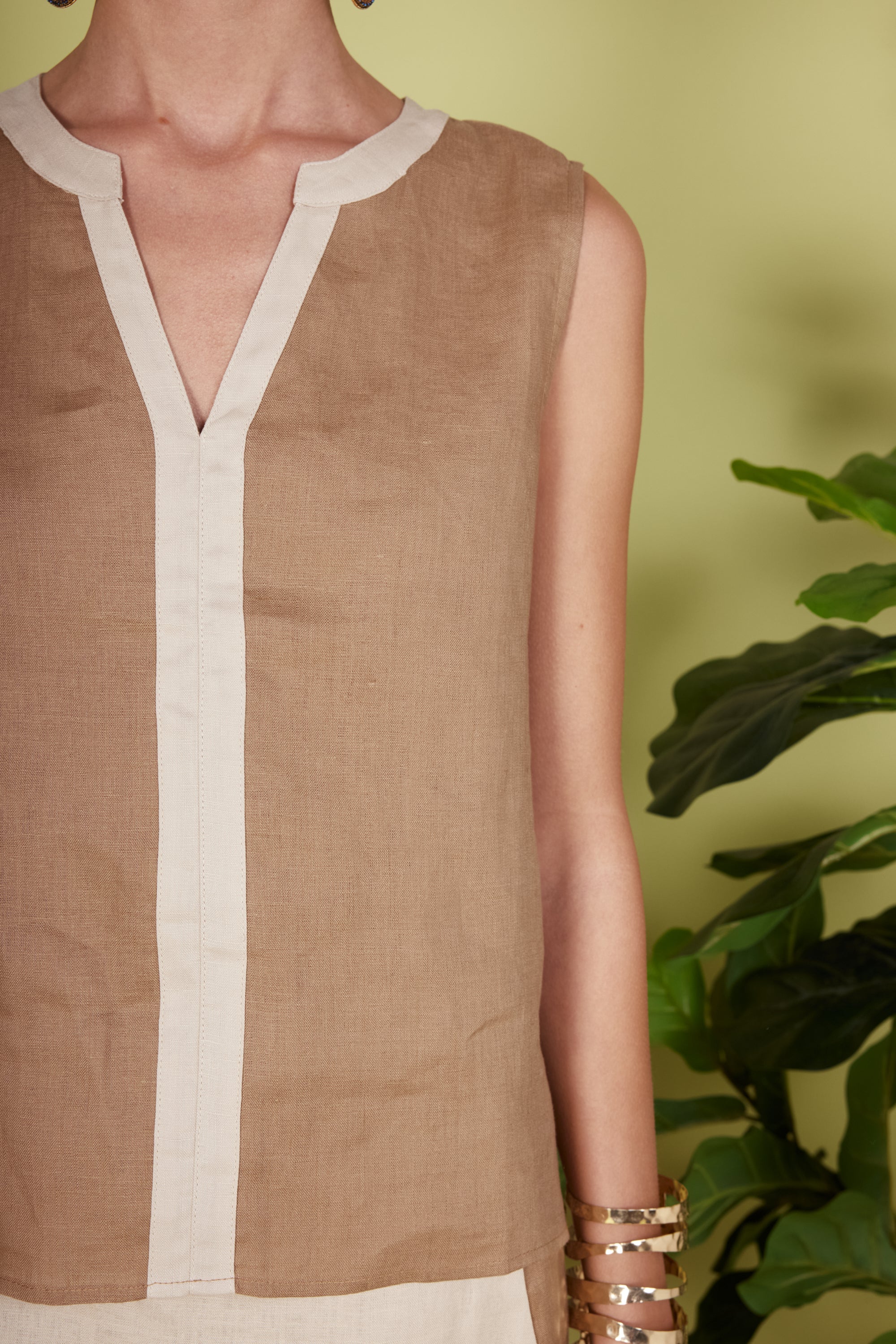 DANIELLE SLEEVELESS TOP