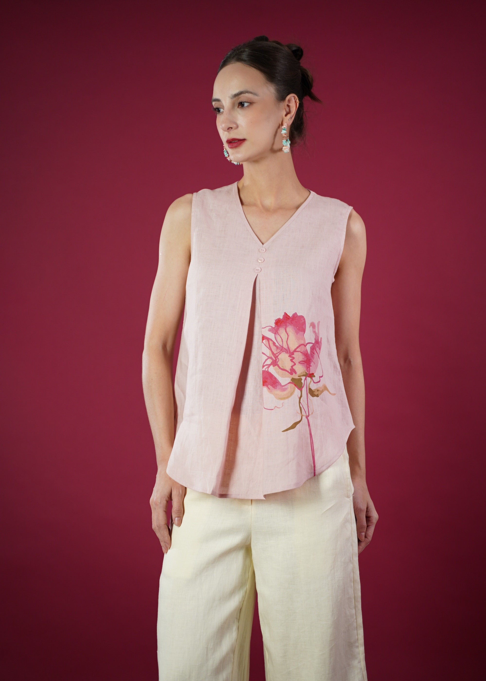 KATE SLEEVELESS PRINTED TOP
