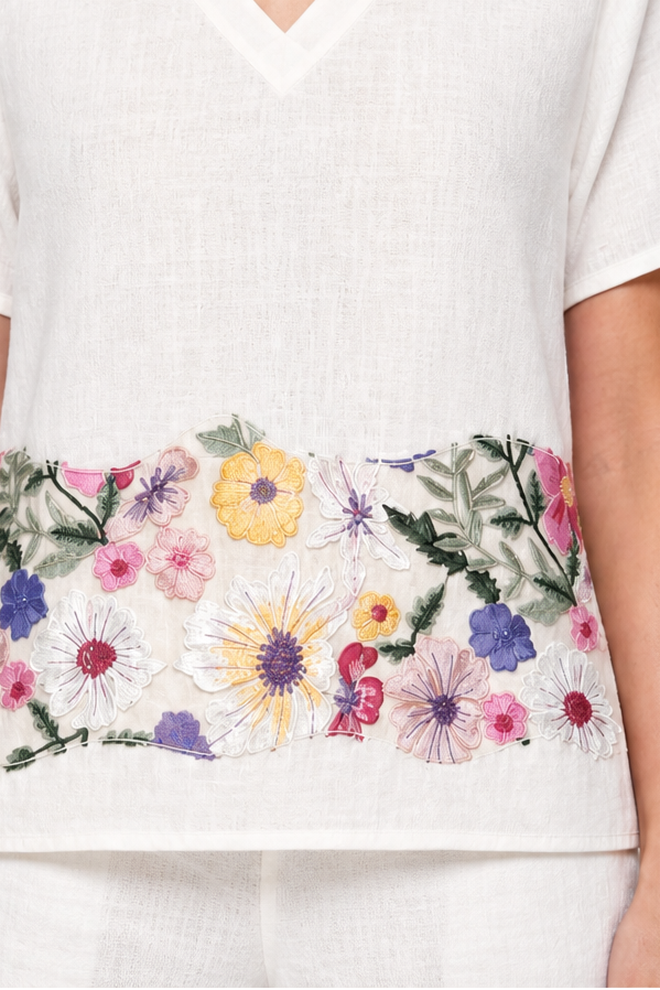FLORAL PATCHING TOP