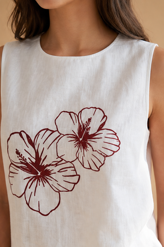 MEGAN SLEEVELESS TOP