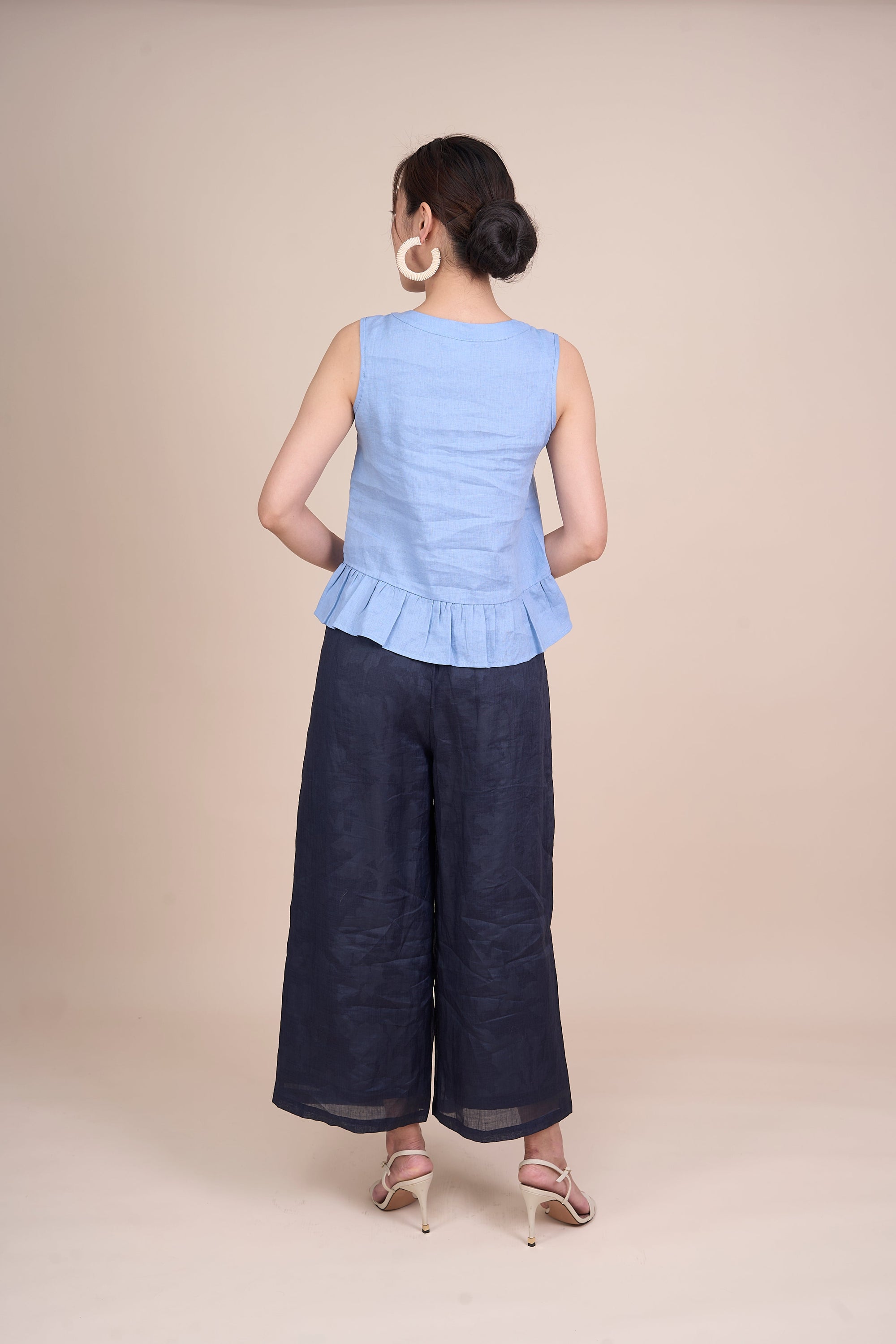 NATALIA SLEEVELESS TOP