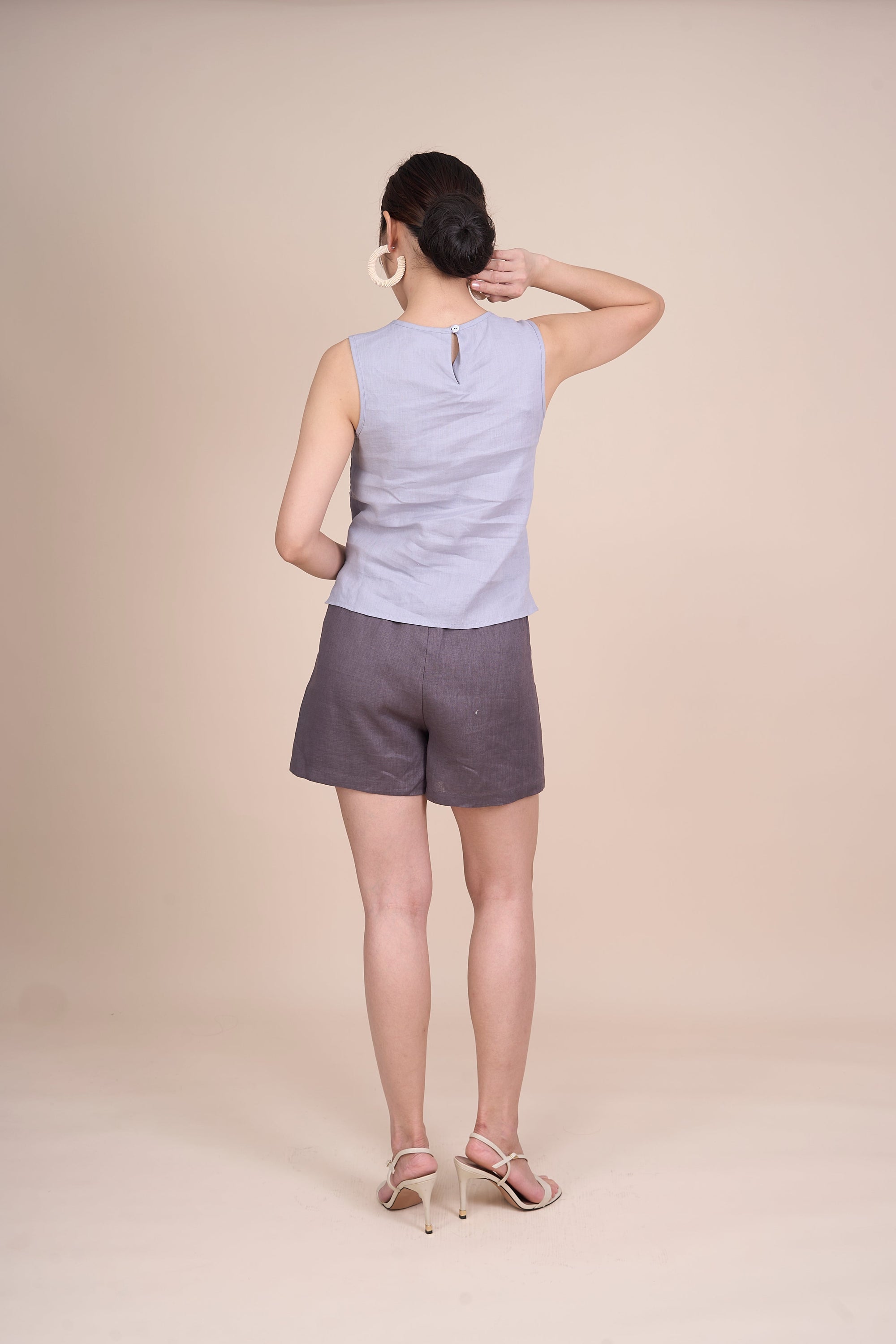 YVONNE SLEEVELESS TOP