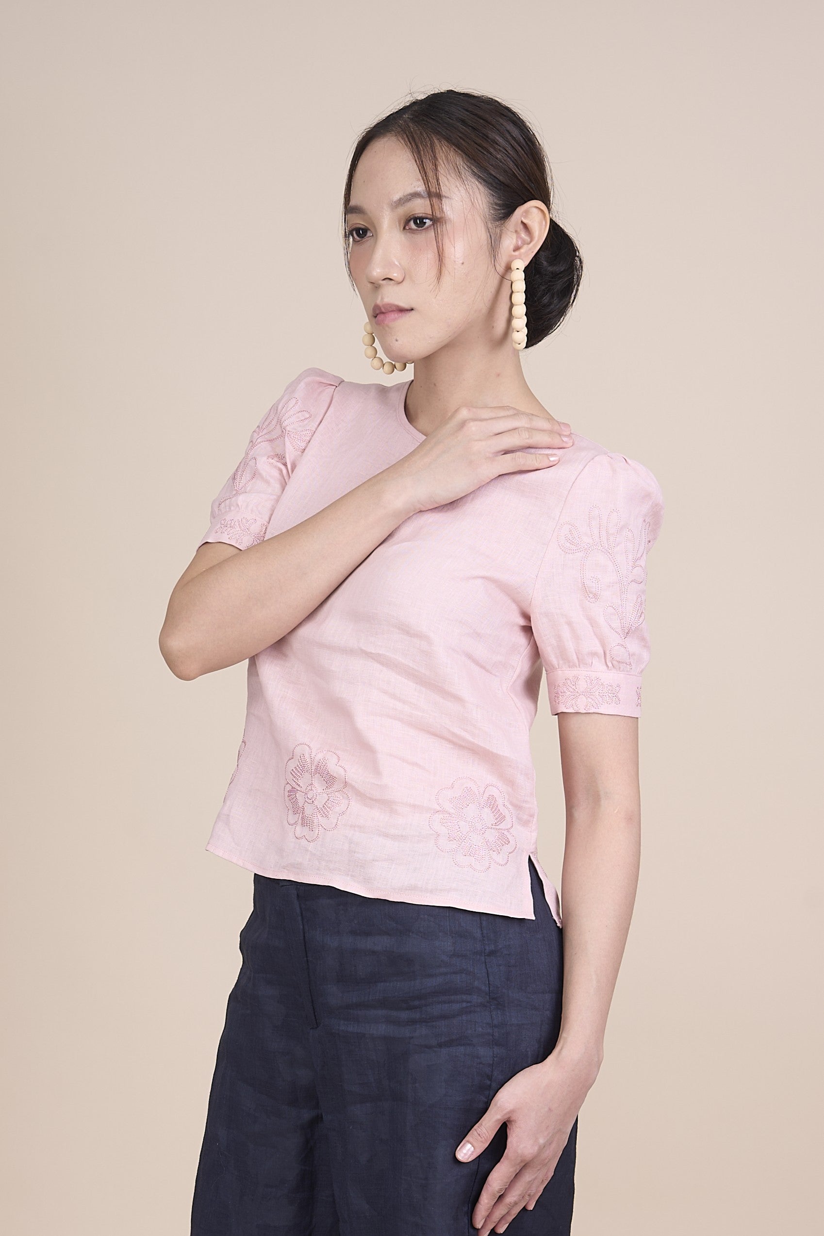 LUCY SHORT SLEEVE TOP