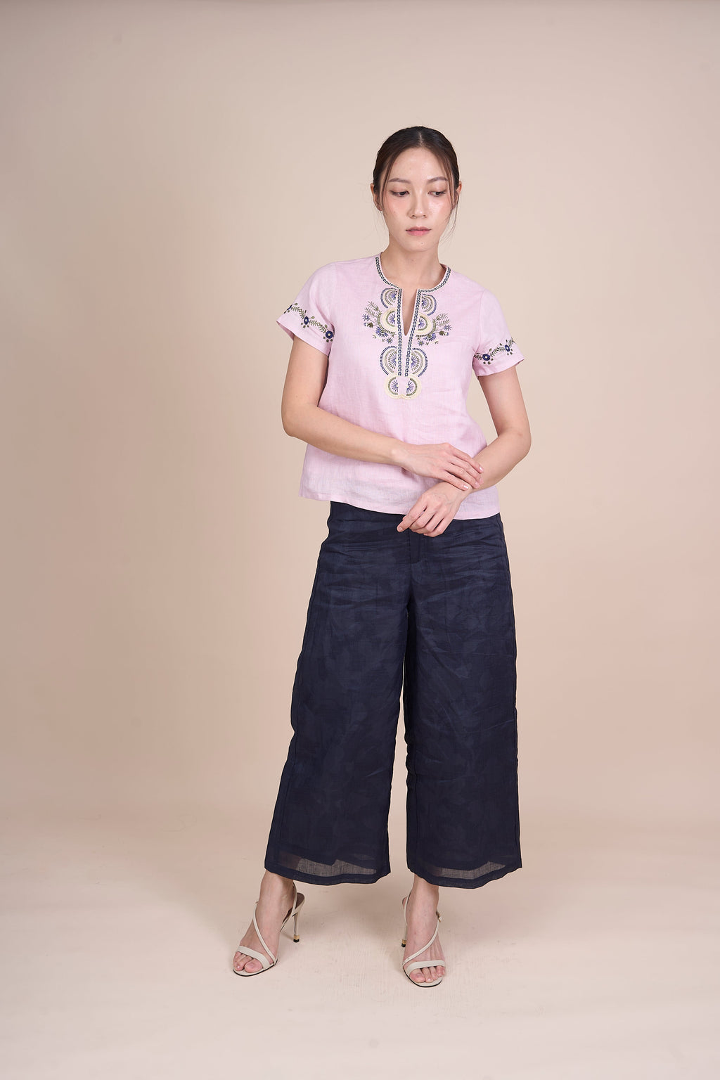 MEGAN SHORT SLEEVE TOP